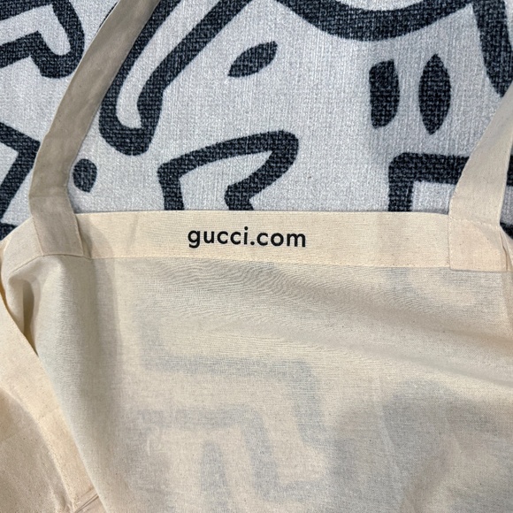 *SOLD* GUCCI 100 Year Anniversary Tan Canvas Oversized Tote - Picture 2 of 3
